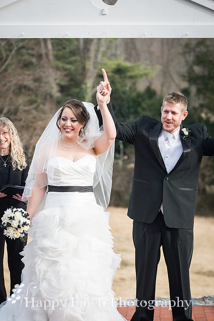 "Happy Finch Photography", "Harrisburg wedding photographer", Harrisburg, Pennsylvania, "Rosemont Manor", Virginia, wedding, ceremony, bride, groom, "bridal portraits"