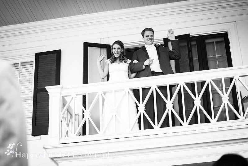 Romantic Pink and Ivory Summertime Wedding by Harrisburg, Pennsylvania Wedding Photographer Happy Finch Photography