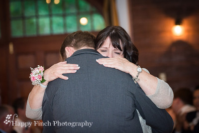 Romantic Summer Wedding by Happy Finch Photography of Harrisburg, Pennsylvania