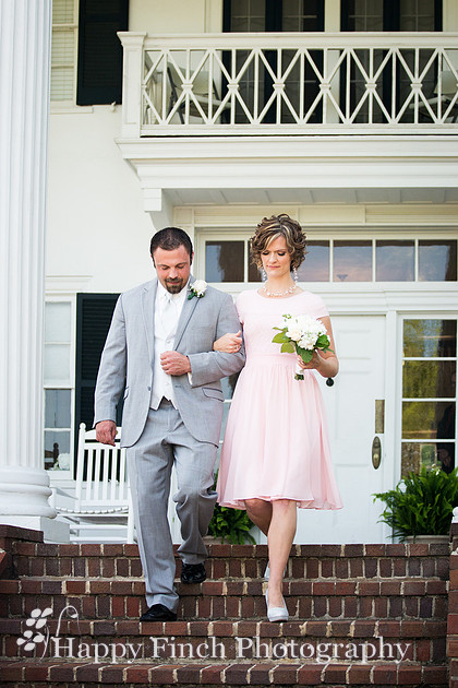 Romantic Summer Wedding by Happy Finch Photography of Harrisburg, Pennsylvania