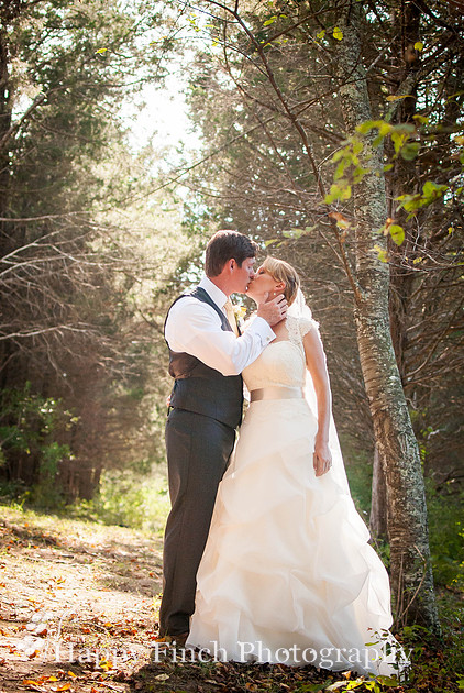 Berryville, "Happy Finch Photography", "Melinda Genda", "Northern Virginia", marriage, engagement, couple, event, love, "Rosemont Manor", Virginia, bluegrass, bride, ceremony, country, family, farm, g