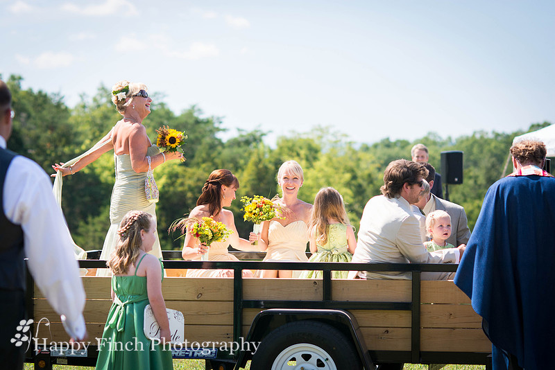 Berryville, "Happy Finch Photography", "Melinda Genda", "Northern Virginia", marriage, engagement, couple, event, love, "Rosemont Manor", Virginia, bluegrass, bride, ceremony, country, family, farm, g