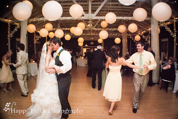 Berryville, "Happy Finch Photography", "Melinda Genda", "Northern Virginia", marriage, engagement, couple, event, love, "Rosemont Manor", Virginia, bluegrass, bride, ceremony, country, family, farm, g