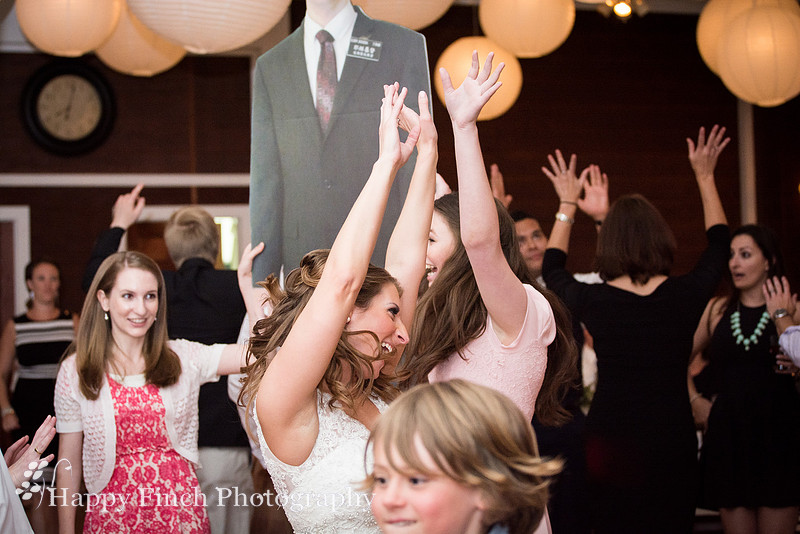 Romantic Summer Wedding by Happy Finch Photography of Harrisburg, Pennsylvania