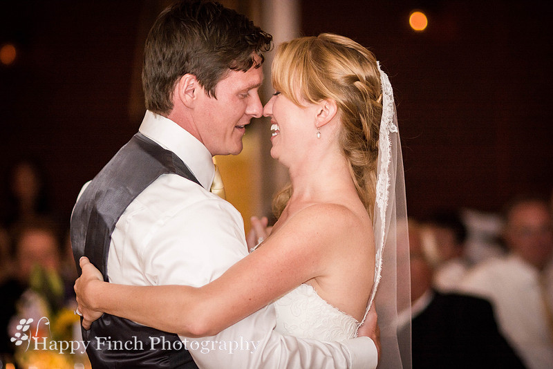 Berryville, "Happy Finch Photography", "Melinda Genda", "Northern Virginia", marriage, engagement, couple, event, love, "Rosemont Manor", Virginia, bluegrass, bride, ceremony, country, family, farm, g