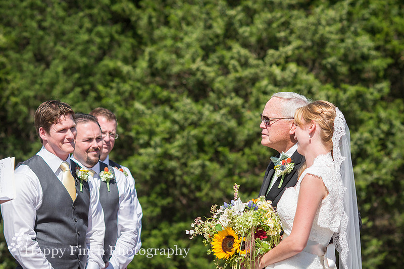 Berryville, "Happy Finch Photography", "Melinda Genda", "Northern Virginia", marriage, engagement, couple, event, love, "Rosemont Manor", Virginia, bluegrass, bride, ceremony, country, family, farm, g