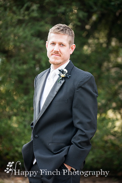 "Happy Finch Photography", "Harrisburg wedding photographer", Harrisburg, Pennsylvania, "Rosemont Manor", Virginia, wedding, ceremony, bride, groom, "bridal portraits"