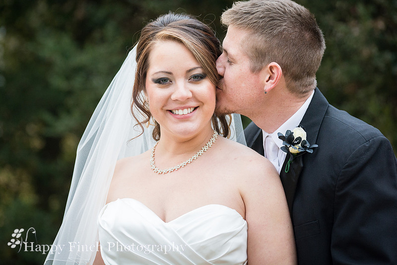 "Happy Finch Photography", "Harrisburg wedding photographer", Harrisburg, Pennsylvania, "Rosemont Manor", Virginia, wedding, ceremony, bride, groom, "bridal portraits"