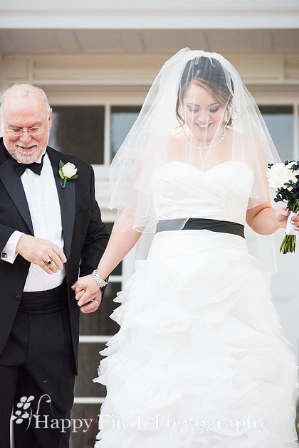 "Happy Finch Photography", "Harrisburg wedding photographer", Harrisburg, Pennsylvania, "Rosemont Manor", Virginia, wedding, ceremony, bride, groom, "bridal portraits"