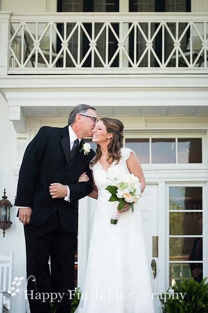 Romantic Summer Wedding by Happy Finch Photography of Harrisburg, Pennsylvania