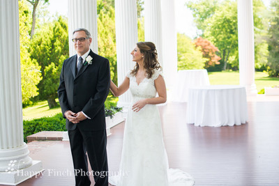 Romantic Summer Wedding by Happy Finch Photography of Harrisburg, Pennsylvania