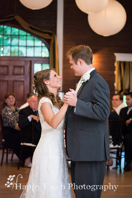 Romantic Summer Wedding by Happy Finch Photography of Harrisburg, Pennsylvania