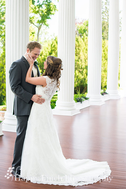 Romantic Summer Wedding by Happy Finch Photography of Harrisburg, Pennsylvania