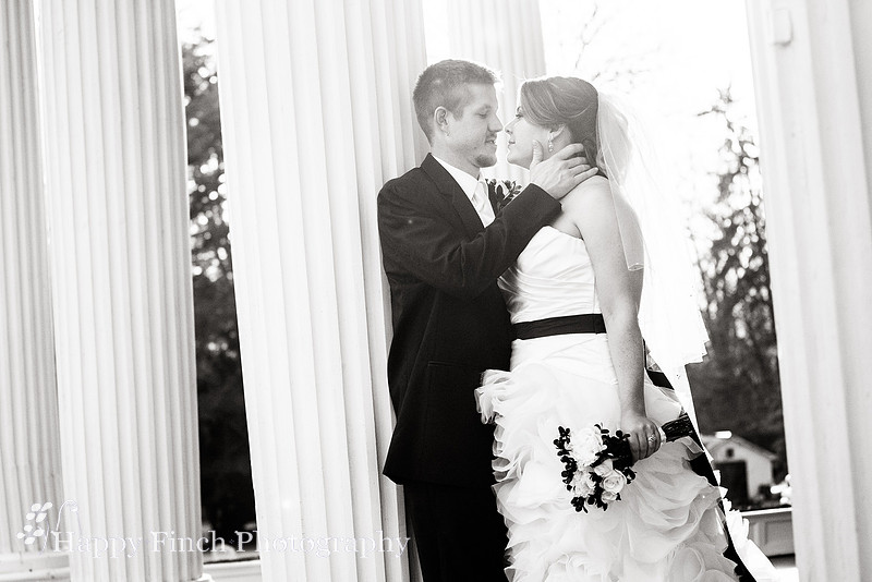 "Happy Finch Photography", "Harrisburg wedding photographer", Harrisburg, Pennsylvania, "Rosemont Manor", Virginia, wedding, ceremony, bride, groom, "bridal portraits"