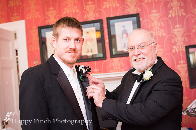 "Happy Finch Photography", "Harrisburg wedding photographer", Harrisburg, Pennsylvania, "Rosemont Manor", Virginia, wedding, ceremony, bride, groom, "bridal portraits"