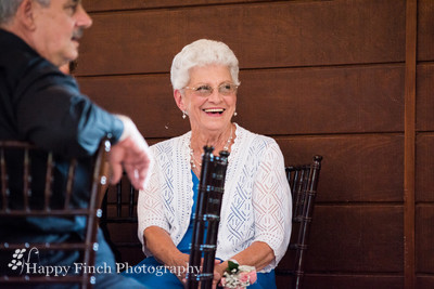Romantic Summer Wedding by Happy Finch Photography of Harrisburg, Pennsylvania