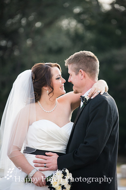 "Happy Finch Photography", "Harrisburg wedding photographer", Harrisburg, Pennsylvania, "Rosemont Manor", Virginia, wedding, ceremony, bride, groom, "bridal portraits"