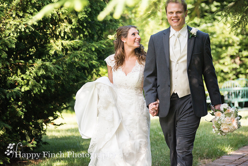 Romantic Summer Wedding by Happy Finch Photography of Harrisburg, Pennsylvania
