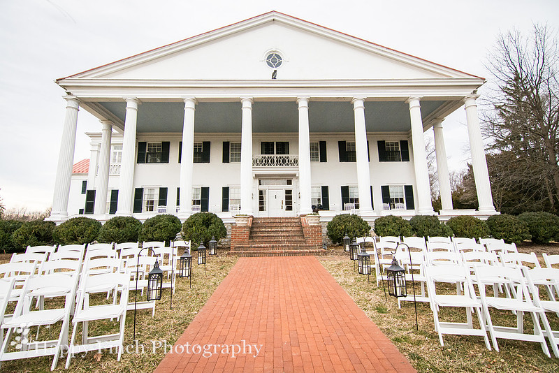 "Happy Finch Photography", "Harrisburg wedding photographer", Harrisburg, Pennsylvania, "Rosemont Manor", Virginia, wedding, ceremony, bride, groom, "bridal portraits"